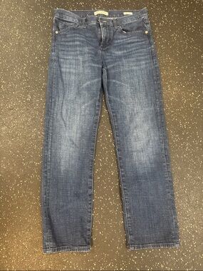 Classic Banana Republic Women’s Straight Fit Jeans in Dark Blue